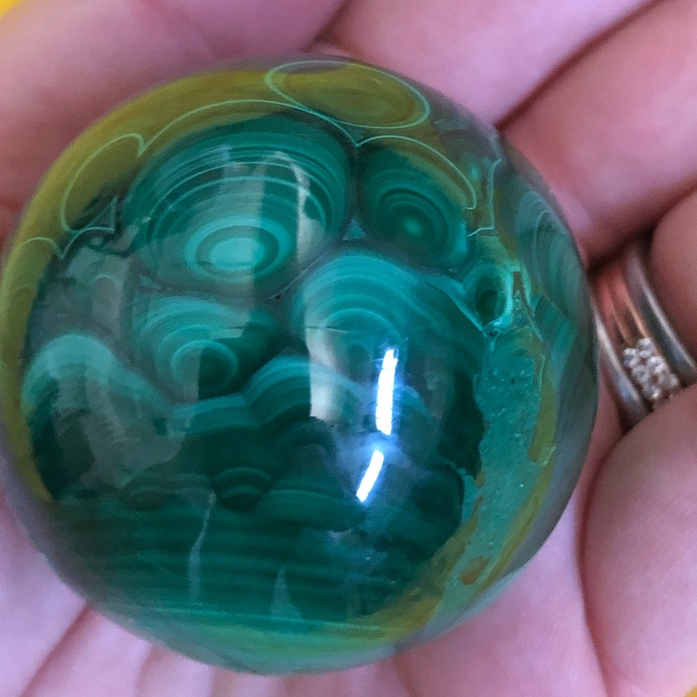Light Catching protective Malachite sphere🥰😍🥰